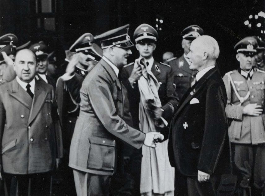 Adolf Hitler und Gustav Krupp von Bohlen und Halbach
