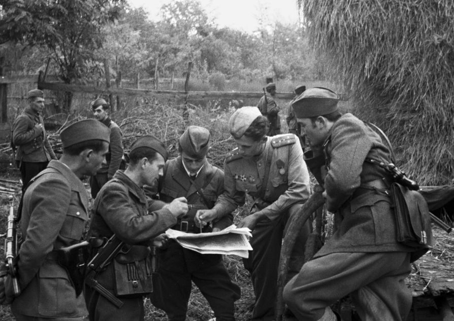 Yugoslav partisans coordinate their actions with units of the Soviet Army 