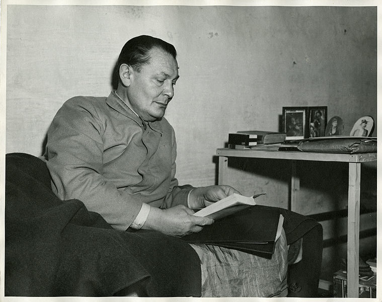 Hermann Göring dans une cellule de la prison de Nuremberg