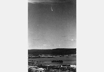 «Fusée fantôme», photographiée le 9 juillet 1946 par Erik Reuterswärd en Suède