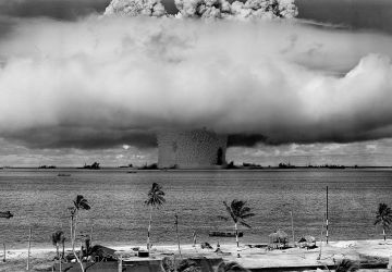 Explosion nucléaire sur l’atoll de Bikini, 1946