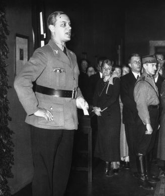 Alfred Rosenberg, Berlin 1934