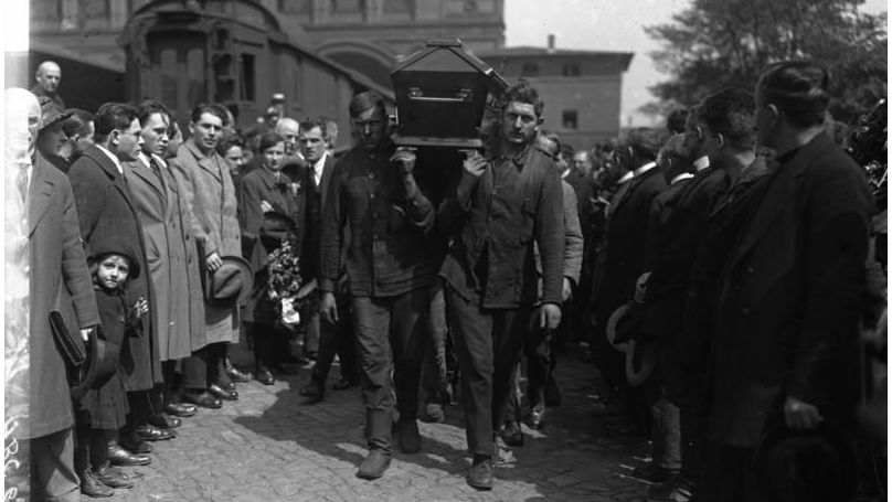 Coffin with Vatslav Vorovsky's body in Berlin on the way to Moscow, May 1923 