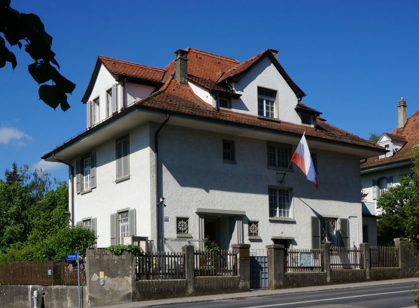 Consulate of the Russian Federation in Bern, Switzerland, 17 May 2014