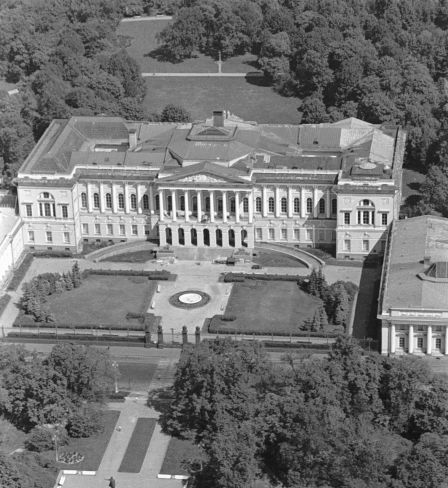 Le Musée russe à Leningrad 