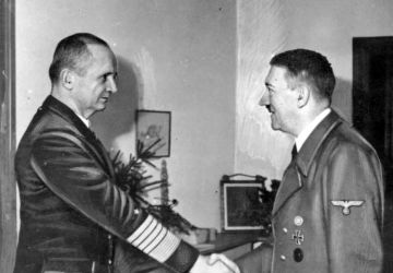 Karl Dönitz et Adolf Hitler