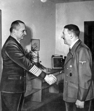 Adolf Hitler receives the commander of the Navy, Grand Admiral Karl Dönitz, in the “Führerbunker”.
