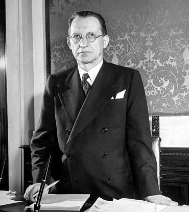 Alcide De Gasperi in his office in Palazzo Chigi 