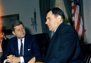 John F. Kennedy et Andreï Gromyko dans le Bureau ovale de la Maison-Blanche, Washington, le 27 mars 1961