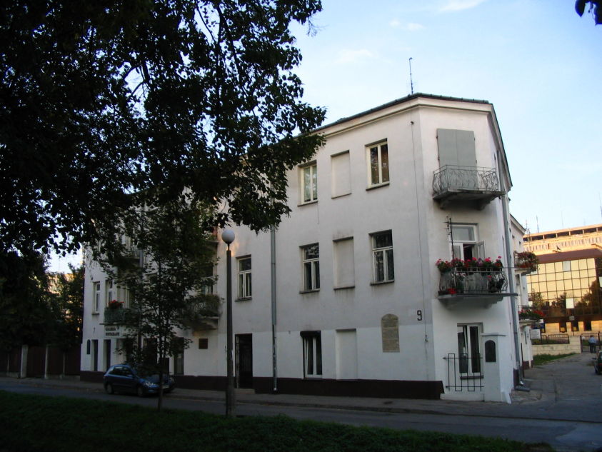 Immeuble du 7 rue Planty, où 40 Juifs furent massacrés en 1946