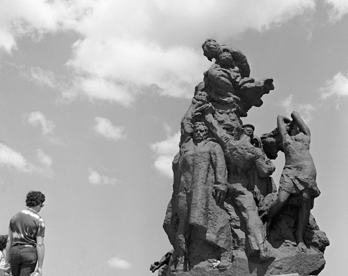 Monument to victims of fascism in Baby Yar