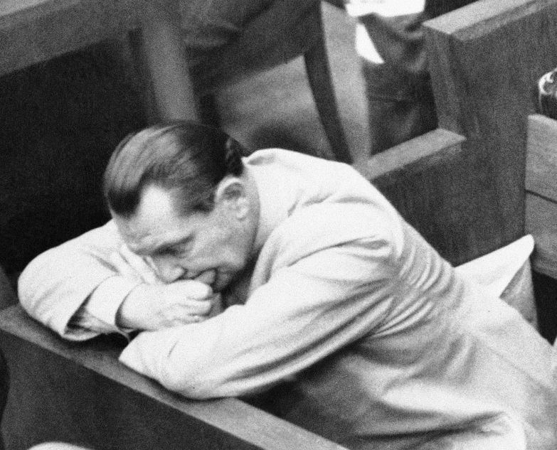Hermann Göring dans le bloc des accusés du procès de Nuremberg
